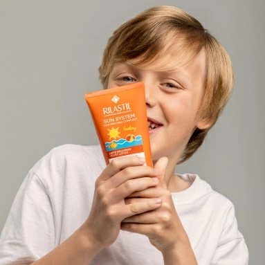 Rilastil SUN SYSTEM BABY Бархатистый лосьон для лица и тела для детей SPF50+, 200 мл